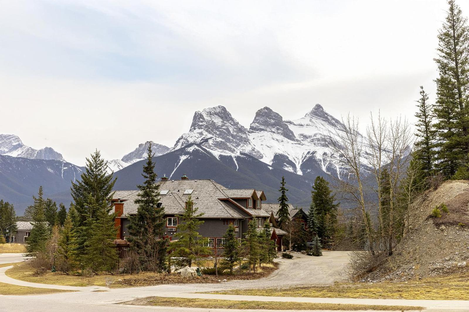 Creekside Villa 4* Canmore