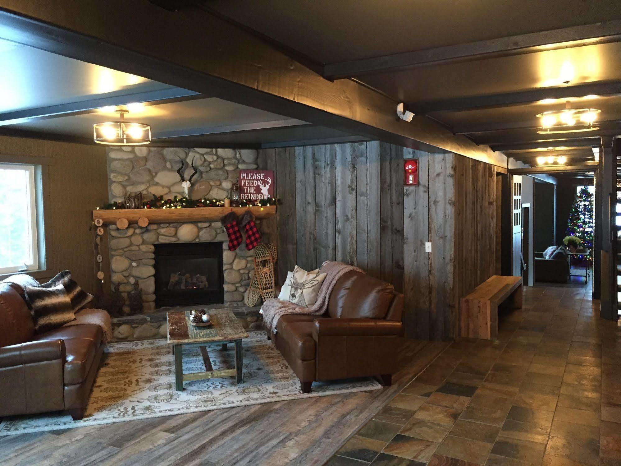 Creekside Villa Inn 4*